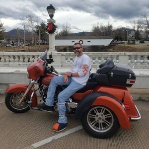 Meet your Posher, Wesley